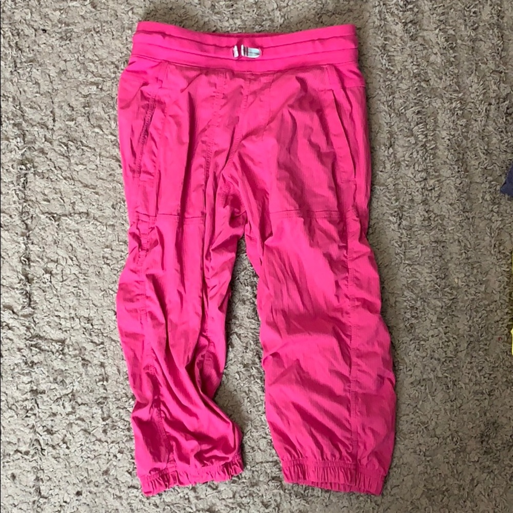 capris